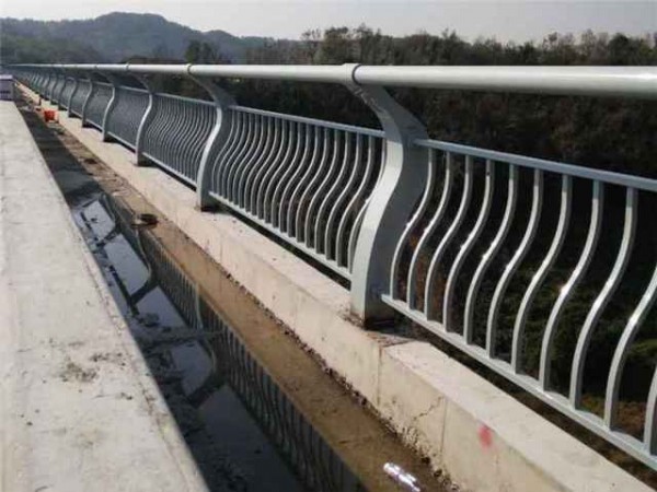 橋梁景觀護(hù)欄